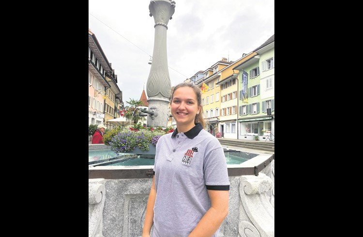 Rahel Egloff ist Jodlerin im Jodelclub Sempach und in der Projektgruppe für die Jungjutzer am Sempachersee, die am Zentralschweizer Jodlerfest 2024 in Sempach auftreten sollen. (Foto zvg)