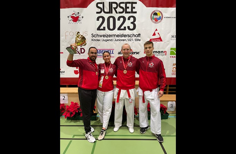 Coach Stefan Carneiro, Fabienne Kaufmann, Marco Waltert und Janis Bösiger (v. l.).  (Foto Joèl Frei)