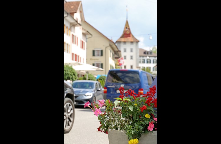 Eine Mindestaufenthaltsdauer für Fahrzeuglenkende im Städtli bedingt hohe Anforderungen an den Datenschutz. (Foto Geri Wyss/Archiv)