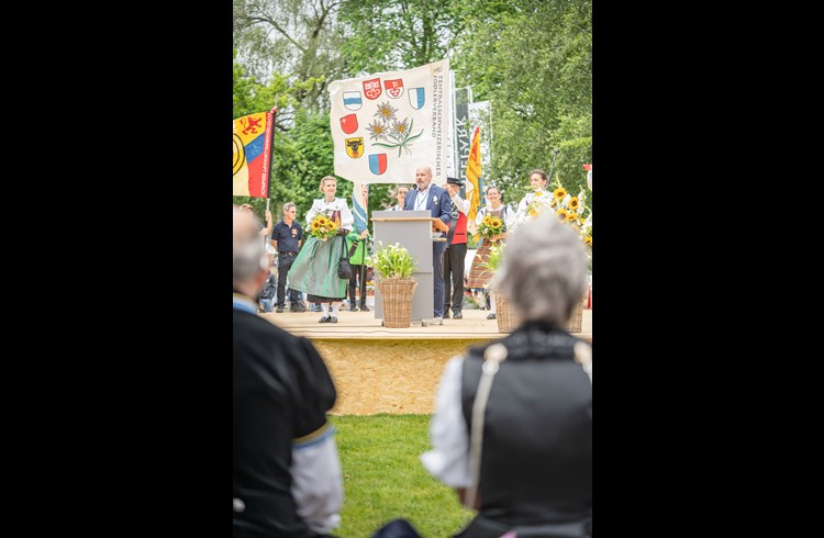 In seinen Reden kam Toni Bussmanns Enthusiasmus und Stolz fürs Jodlerfest zum Ausdruck. (Foto zVg)